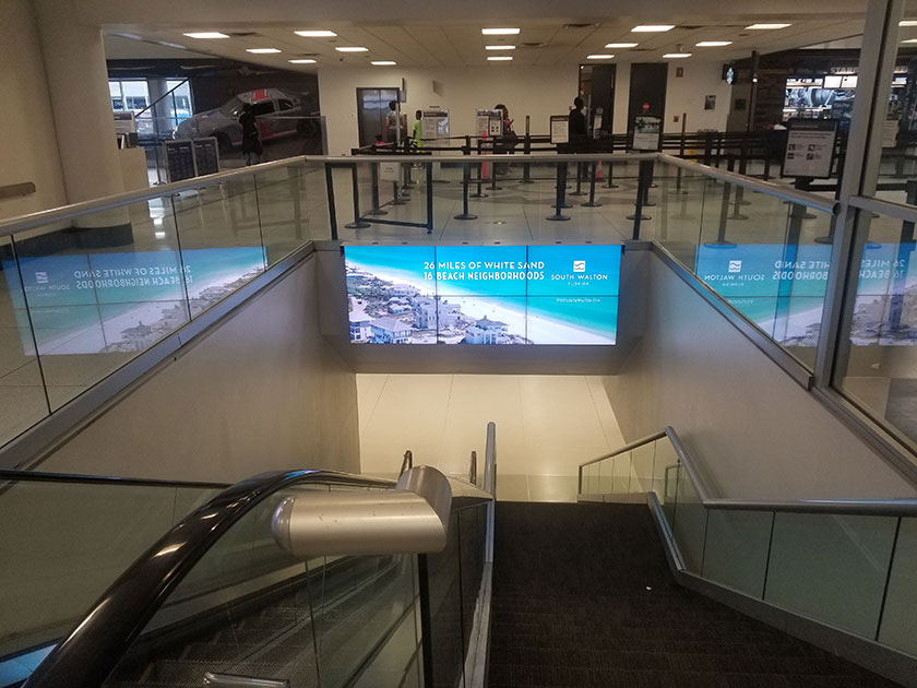 CLT Advertising: Escalator Digital Screen