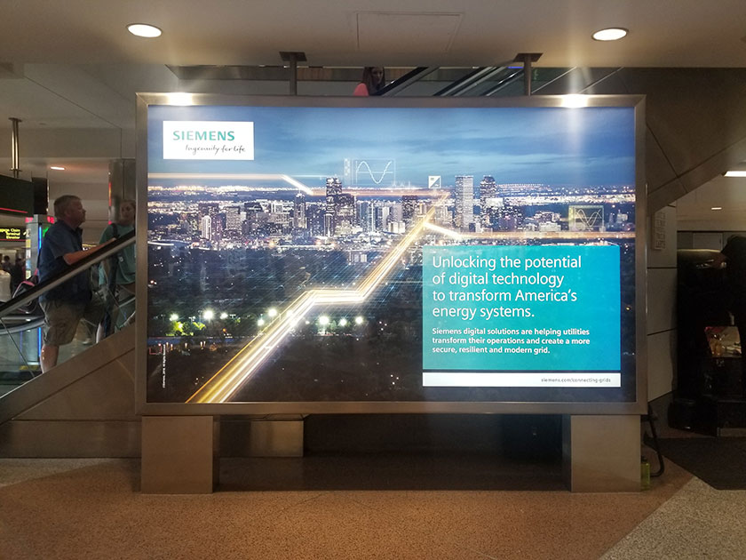 DEN Airport Advertising: Spectacular
