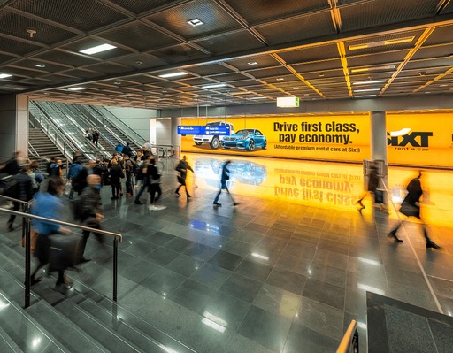 Amsterdam Airport Ams Advertising Static Example 4