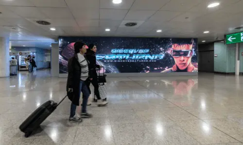 Lisbon Airport Lis Advertising Digital Example 4