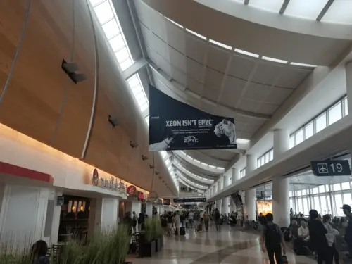 London Airport Lhr Advertising Static Example 3