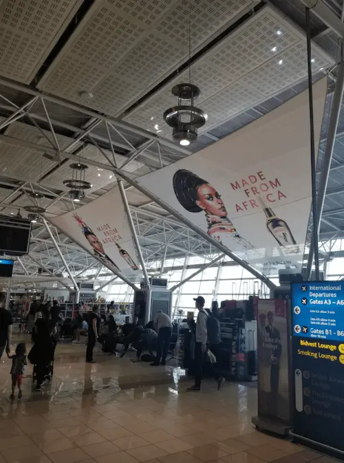 London Airport Lhr Advertising Static Example 8