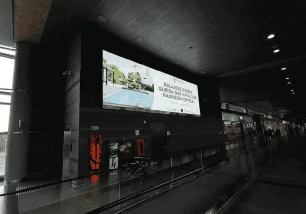 Radisson Airport Advertising 3