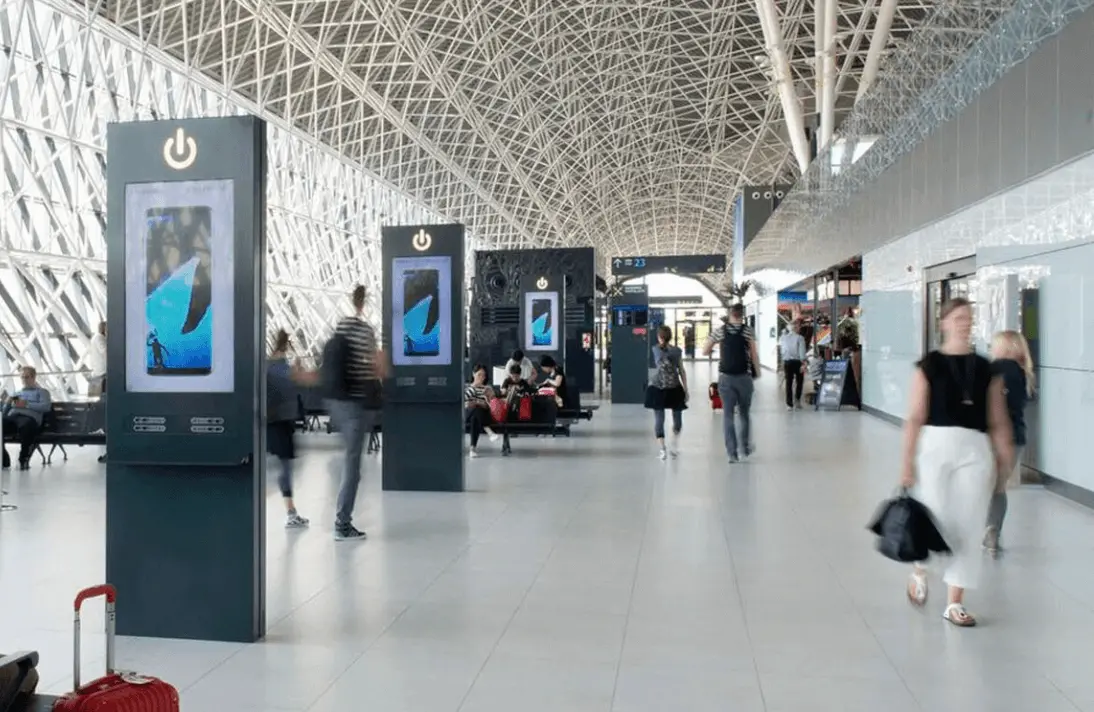 Boston Airport Bos Advertising Digital Charging Network A1