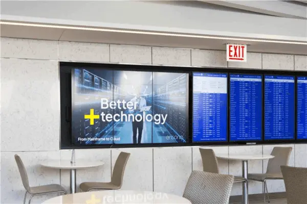 London Airport Lhr Advertising Business Club Video Walls A1