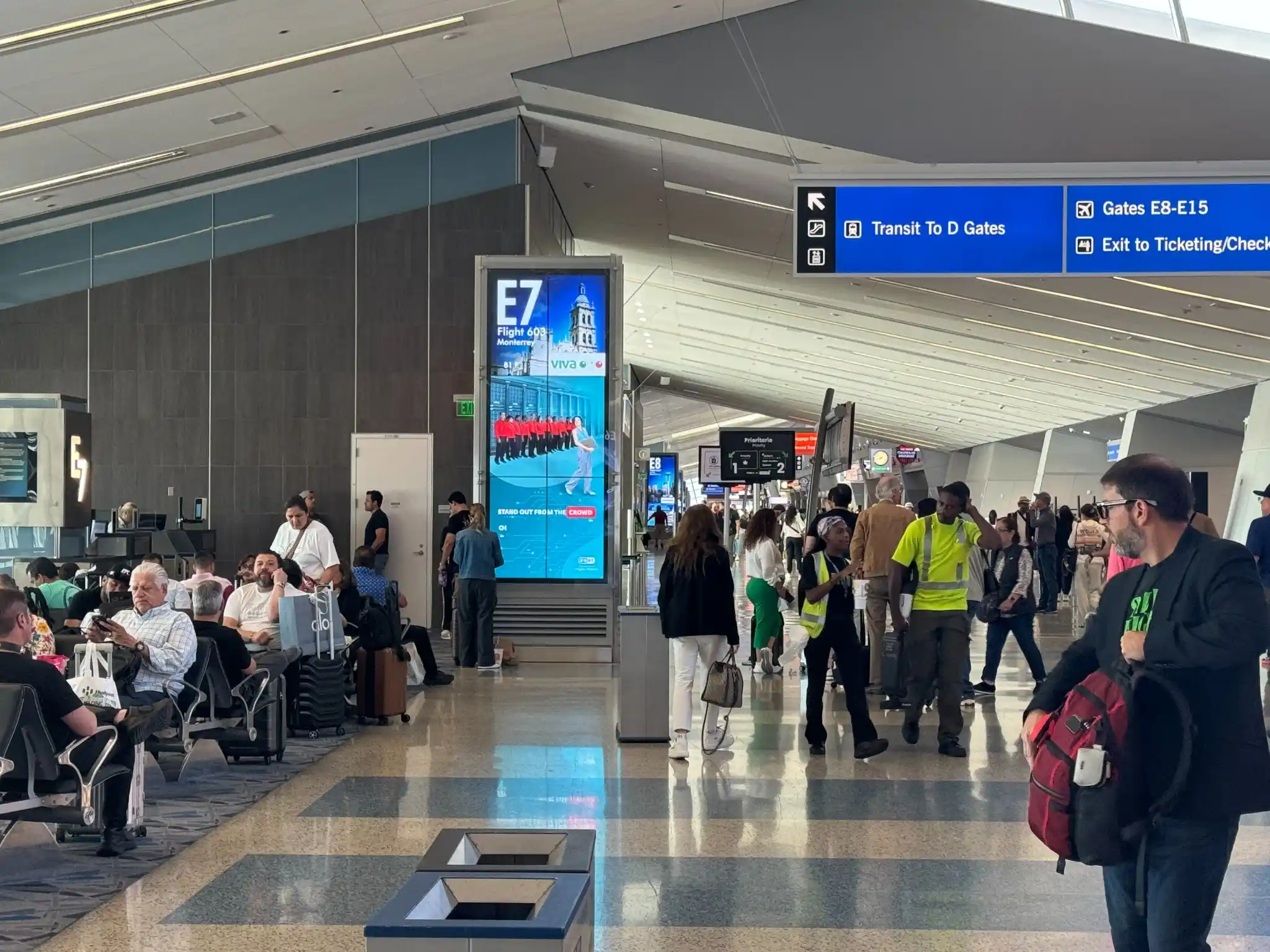 Concourse digital unit at the gates at LAS